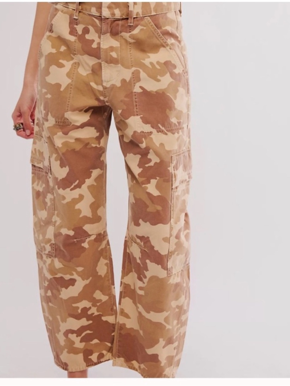 Citizens Of Humanity Marcelle Cargo Pants Sand Combo - Picture 3 of 5